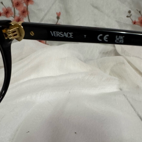 Versace Classic Black Eyewear - Picture 5 of 6